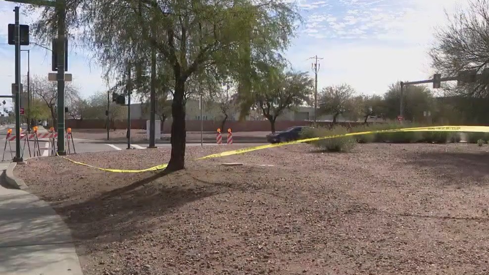Woman killed in crash involving light rail in Phoenix