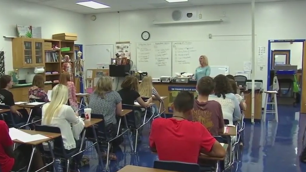 Florida teacher shortage continues with school start just weeks away