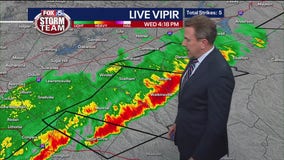 Severe thunderstorms moving through Atlanta