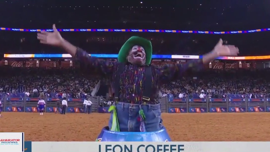 Leon Coffee: Houston rodeo clown retiring after historical career, blazes trail for other Blacks