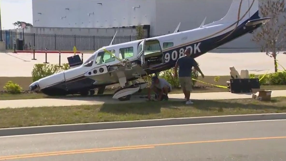 Plane makes emergency landing on Apopka road