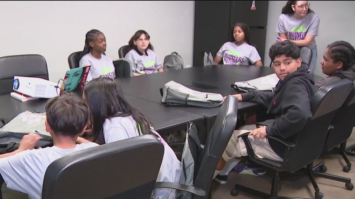 Students get glimpse of Valley Metro expansion