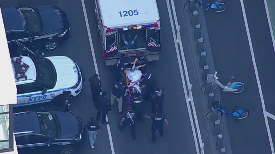 Man shot in head at Brooklyn subway station
