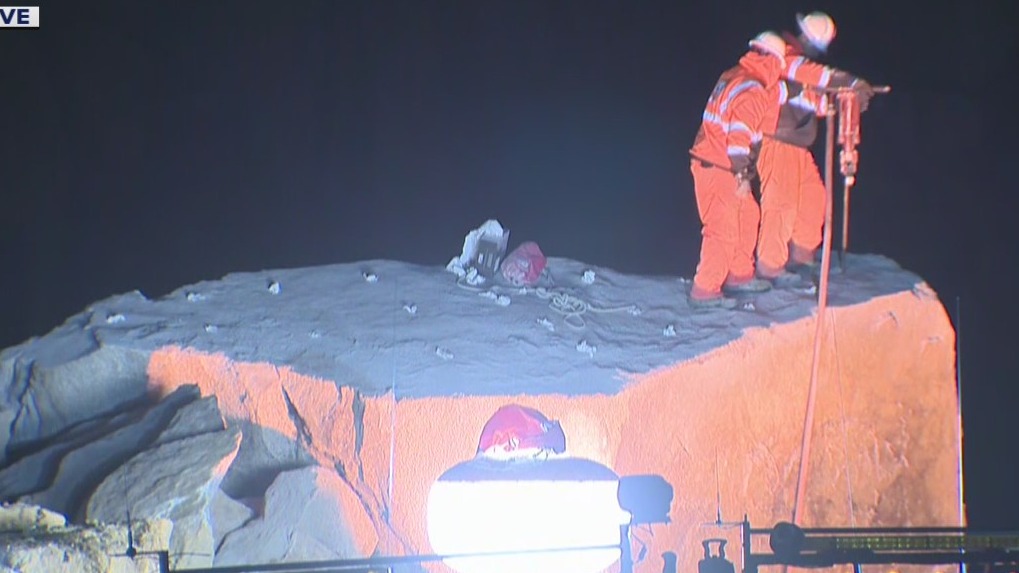 Rock slide closes Highway 50 to Tahoe
