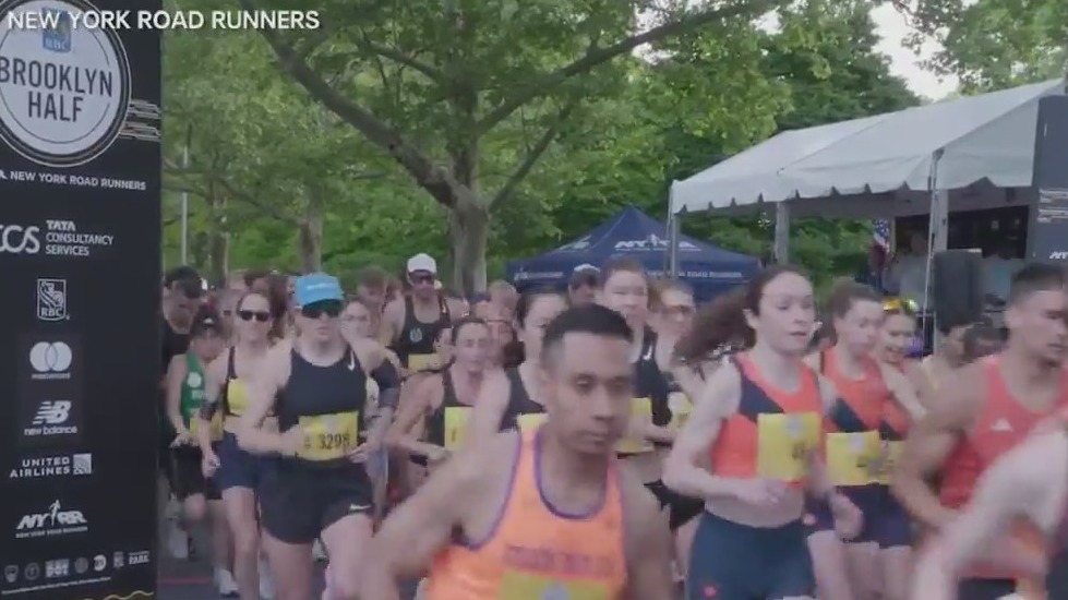 Thousands of runners participate in RBC Brooklyn Half