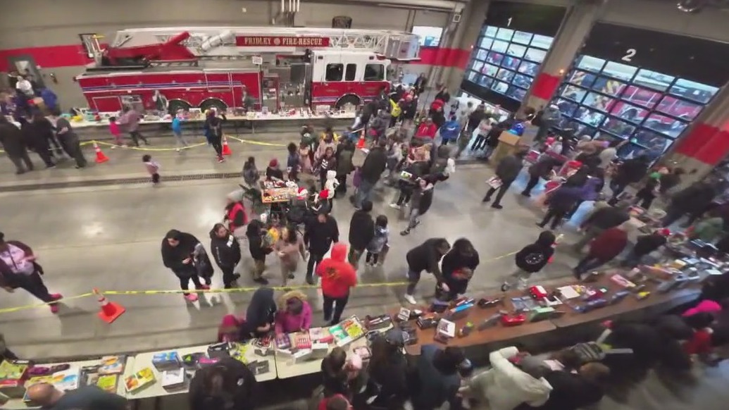 Fridley FD hosts holiday toy giveaway