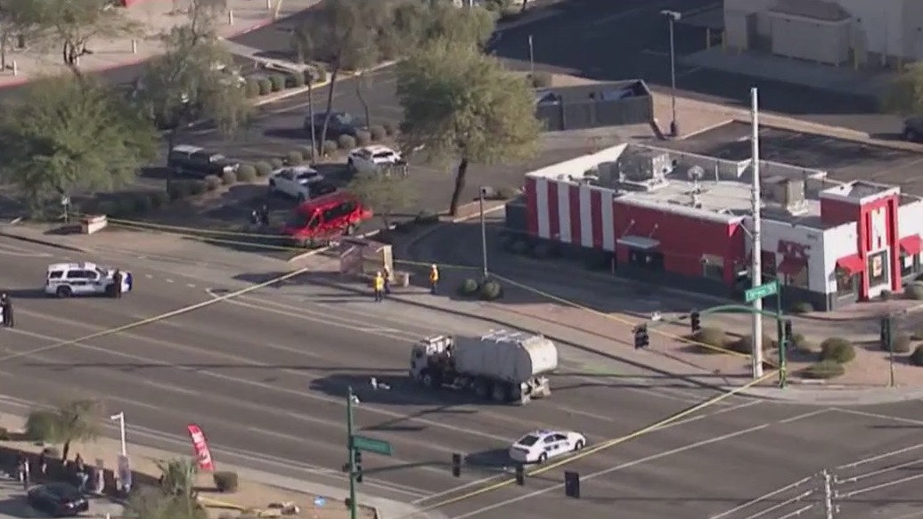 Garbage truck crash kills woman: Phoenix PD