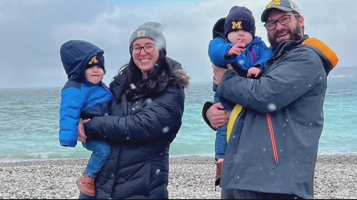 Couple prepares to welcome 3rd child after ovarian cancer diagnosis