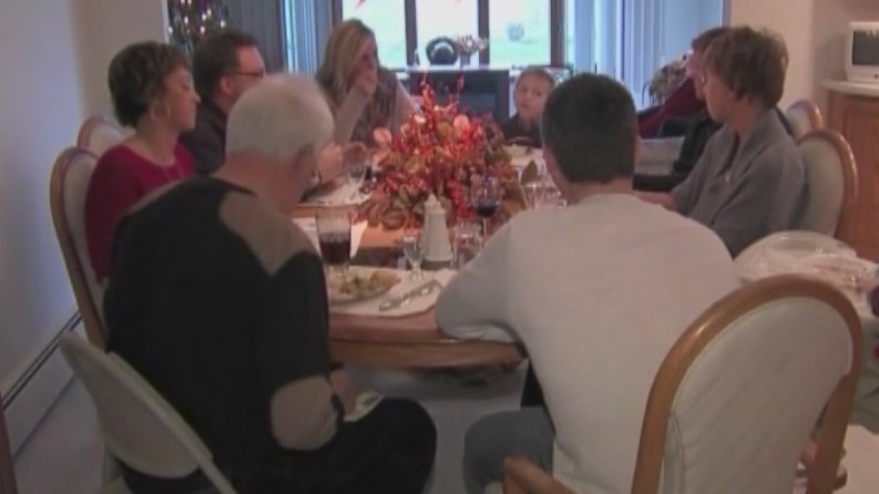 How to avoid classic holiday conflict as families gather for Thanksgiving
