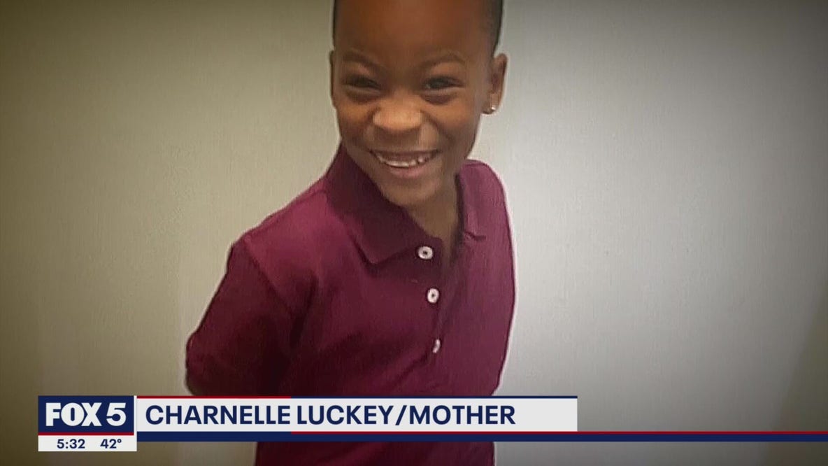 5-year-old boy gets off at wrong bus stop