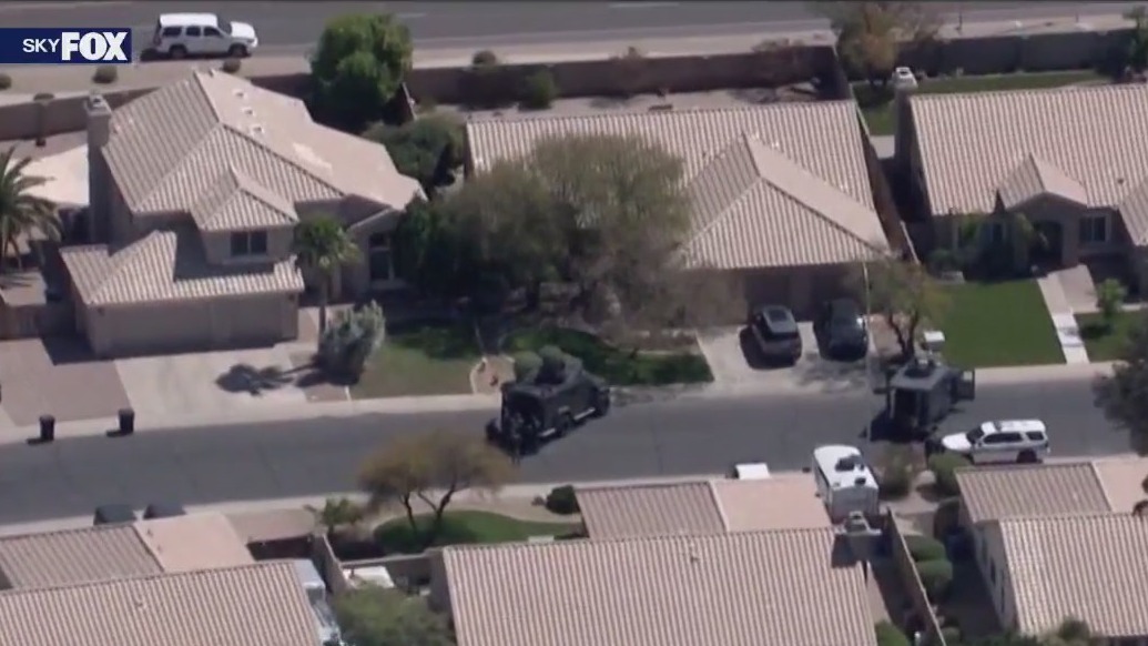 Police ask Chandler residents to shelter-in-place as they search for shooting suspect