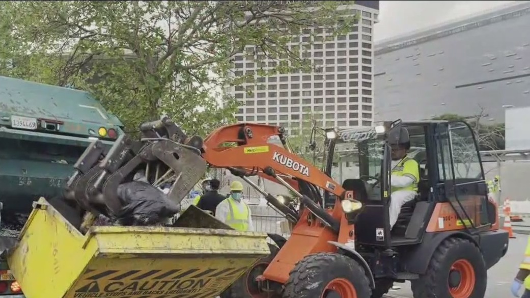 Los Angeles city crews remove homeless encampment in Little Tokyo