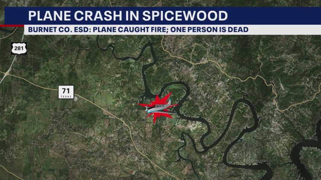 Small plane crash at Spicewood Airport; 1 dead