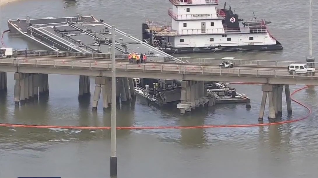 Galveston residents concern after bridge collapse