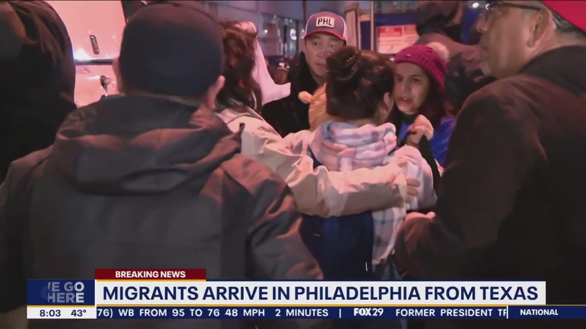 19 migrants families arrive in Philadelphia from Texas