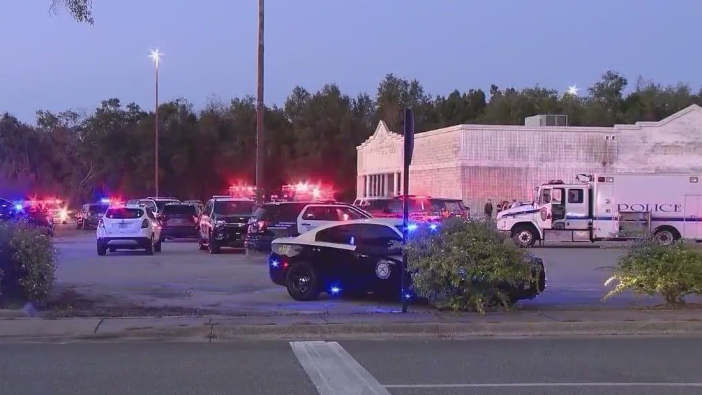 Paddock Mall reopens after Ocala shooting