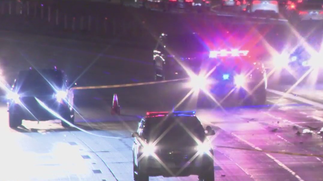 DPS trooper hurt in Phoenix crash on I-10