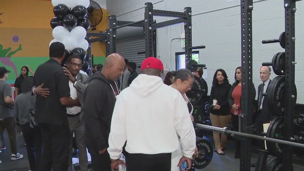 Inglewood opens renovated weight room for high school students