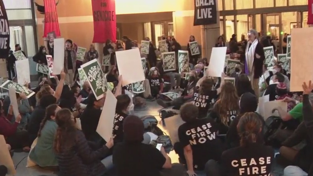 Jewish groups ask for antisemitism investigation at Oakland City Council meeting