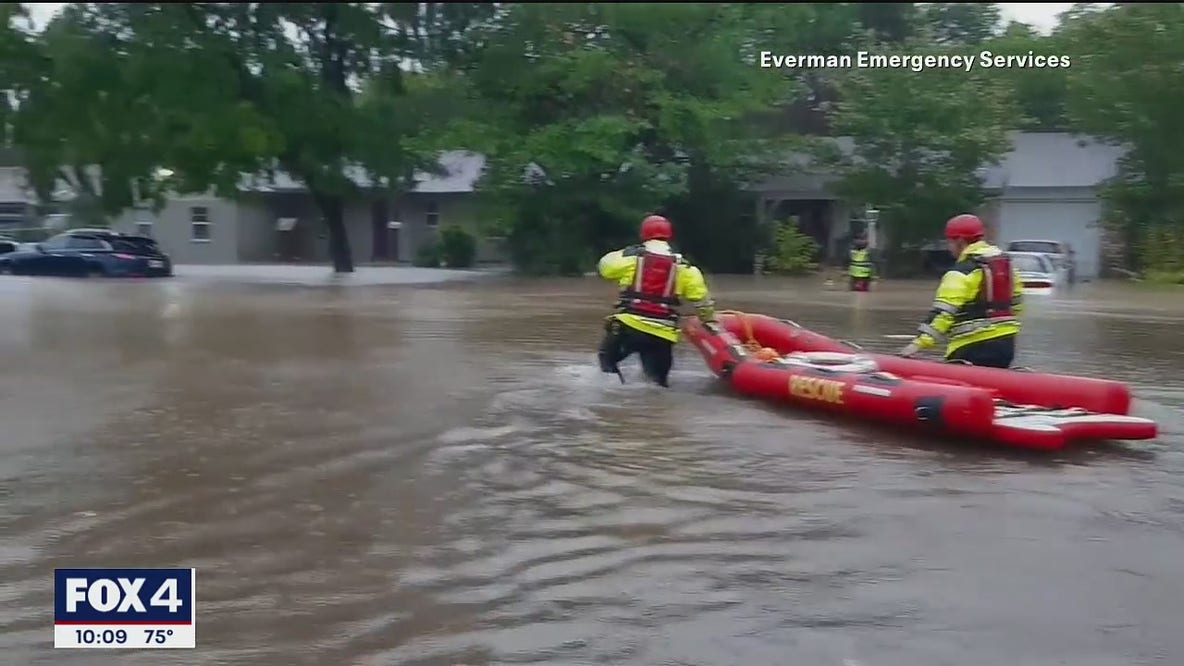 25 people in 10 homes evacuated in Everman due to high water