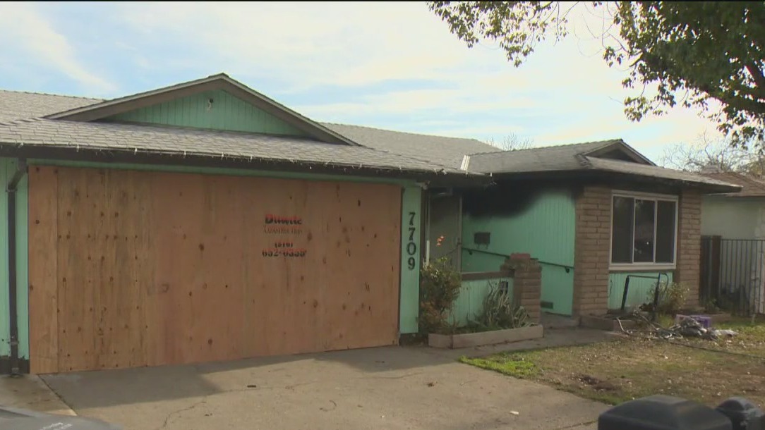 California husband saves wife, dog from burning home ahead of Christmas