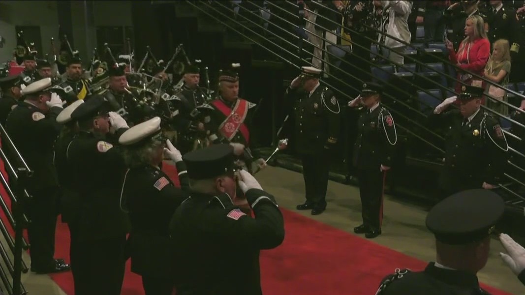 Fallen Illinois firefighters honored with memorial service