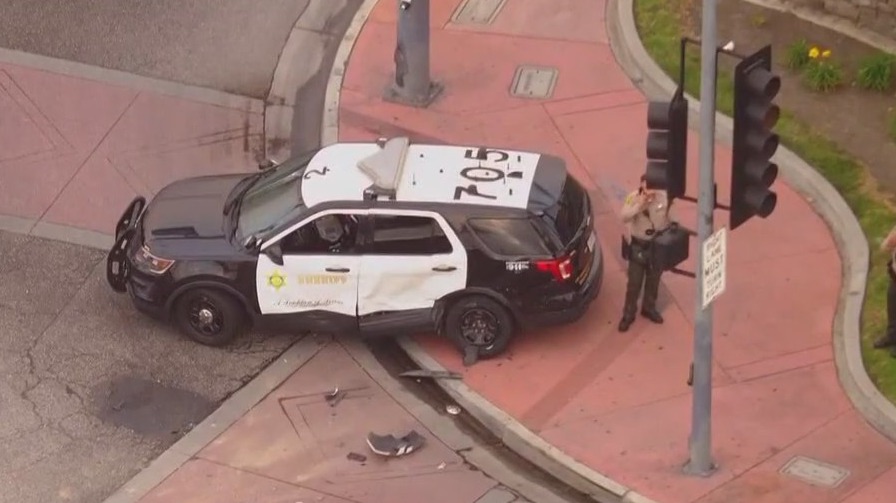 LASD deputy shoots suspect in Bell Gardens