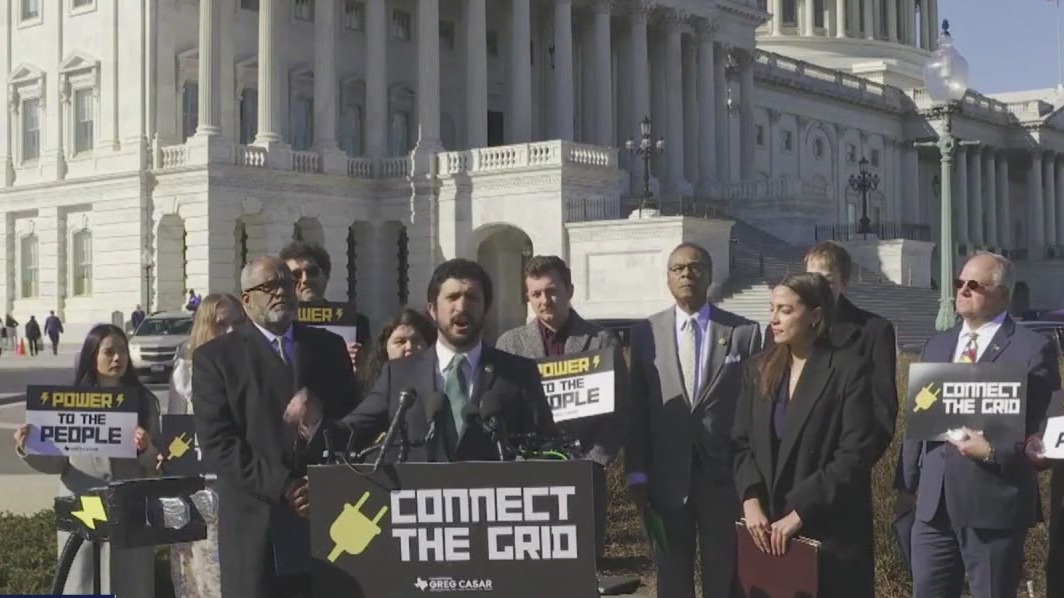 Democrats propose integrating Texas power grid with rest of the country