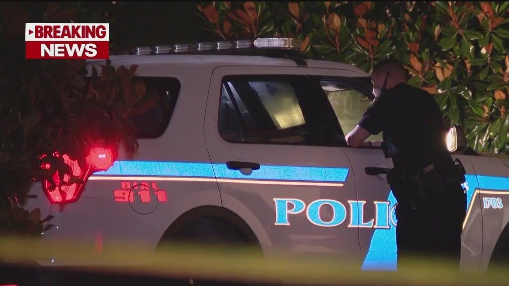 Mother and her 3 children found dead in Florida apartment