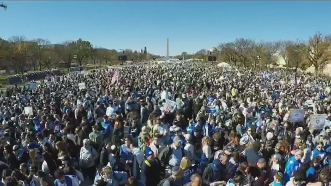 Chicagoans converge on D.C. National Mall for historic pro-Israel rally amidst antisemitism surge