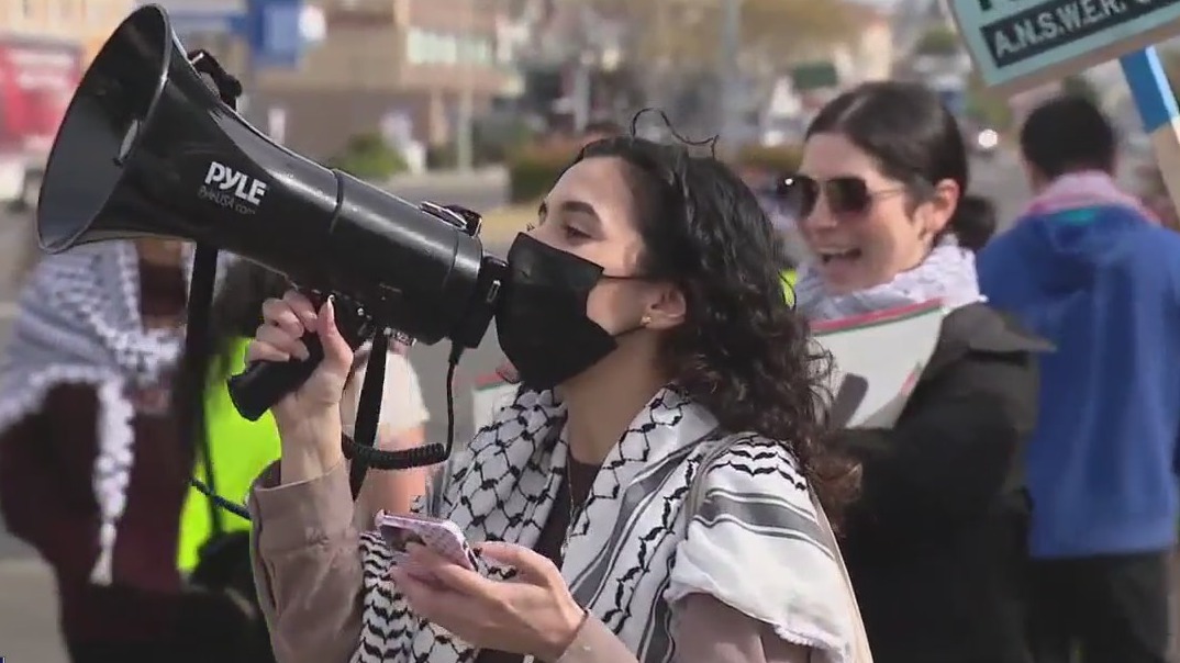 San Bruno Muslims protest mayor over denial request during Ramadan