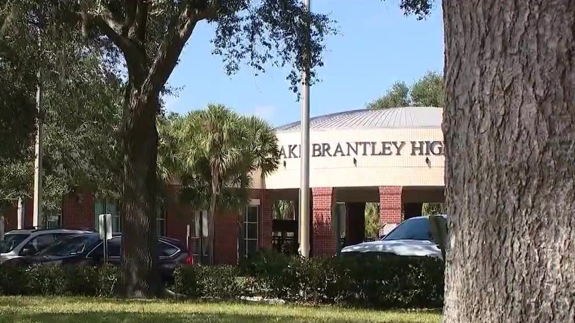 Florida high school band director resigns
