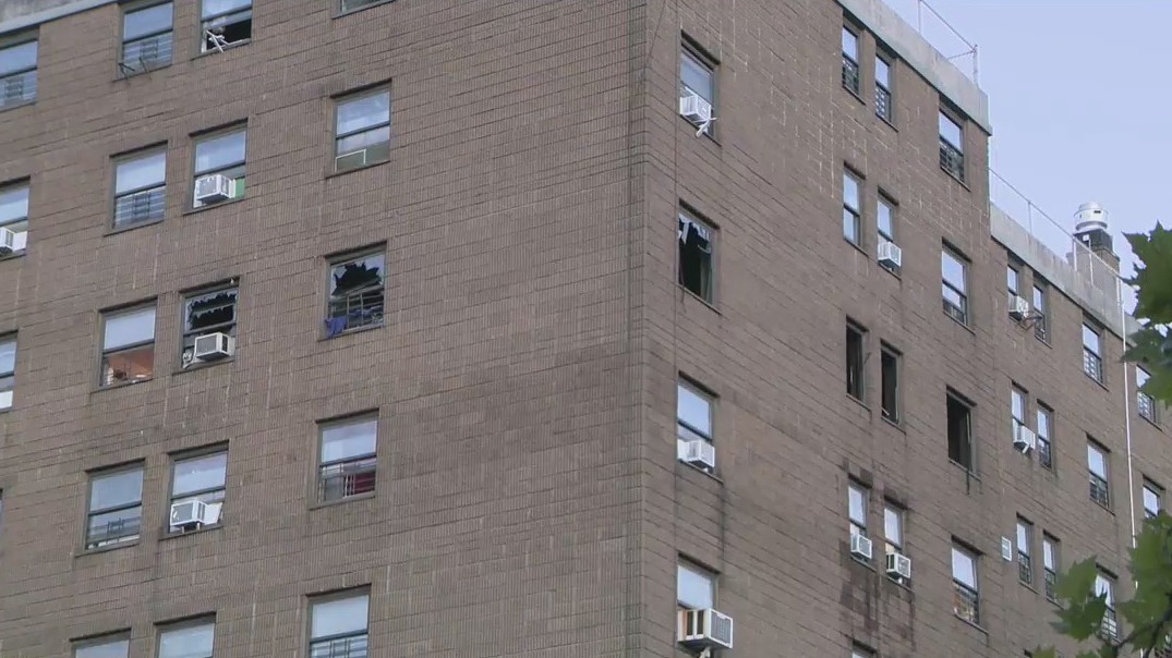 East Harlem fire leaves 5-year-old girl, 36-year-old woman dead