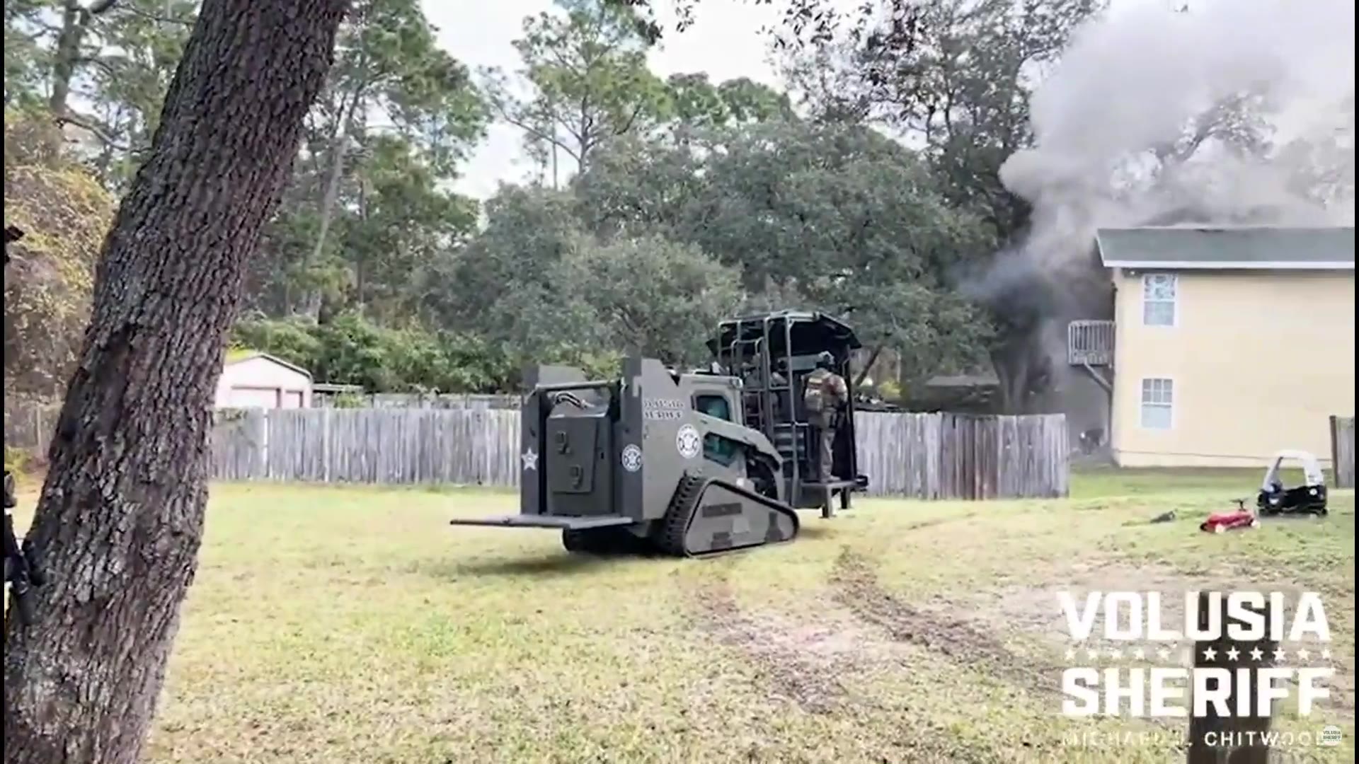 Deltona man shoots deputy during standoff