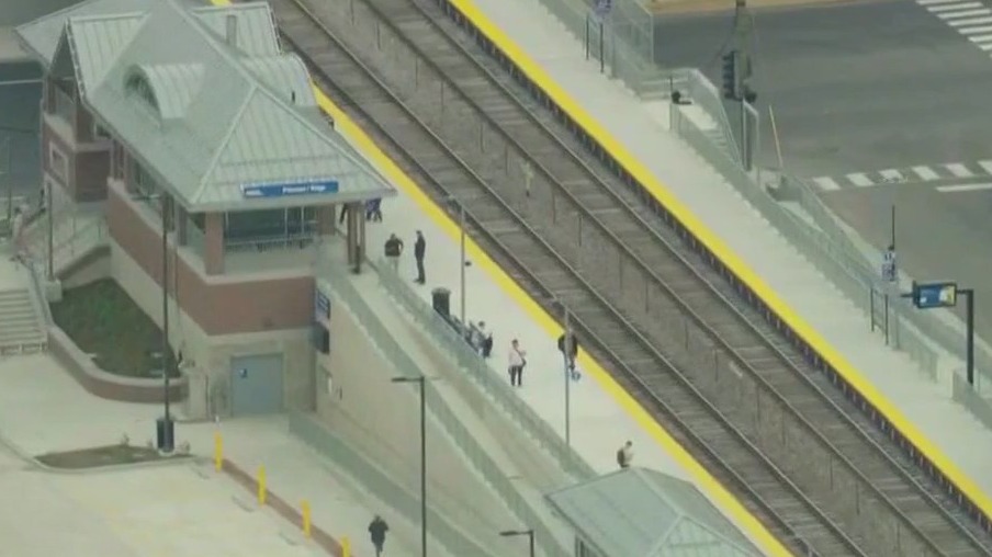 Metra's new Peterson/Ridge Station opens in Edgewater
