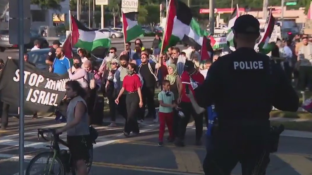 Pro-Palestinian protesters march to USF campus