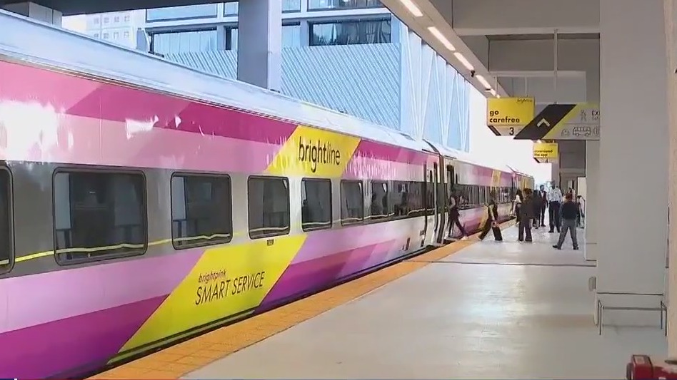 High-speed trains begin Orlando-Miami trips