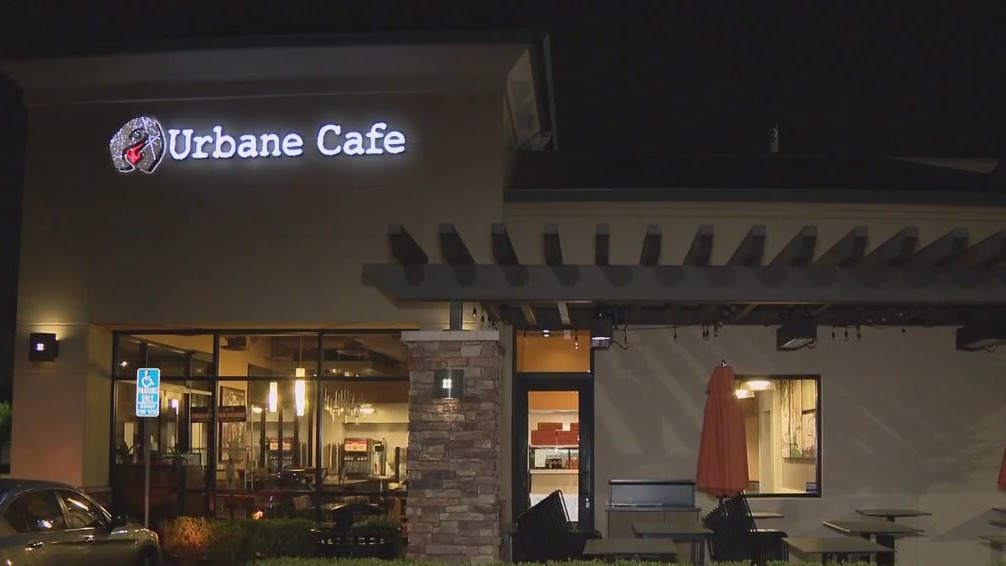 Northridge cafe hit by smash-and-grab burglars