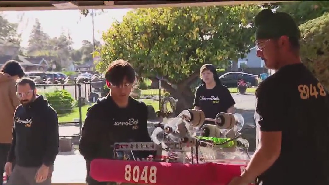 East Palo Alto robotics team headed to world championship in Houston