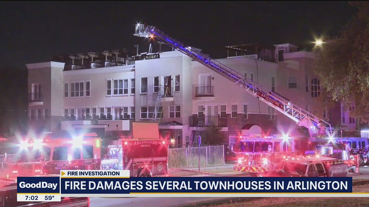 Early morning fire damages multiple townhouses in Arlington