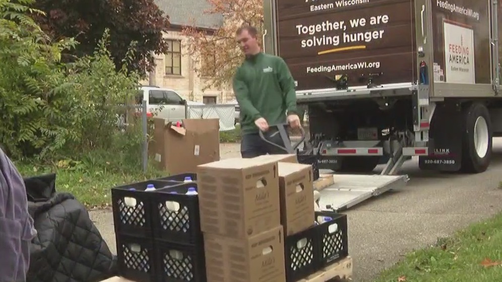 Feeding America 'Dairyland Delivery' program