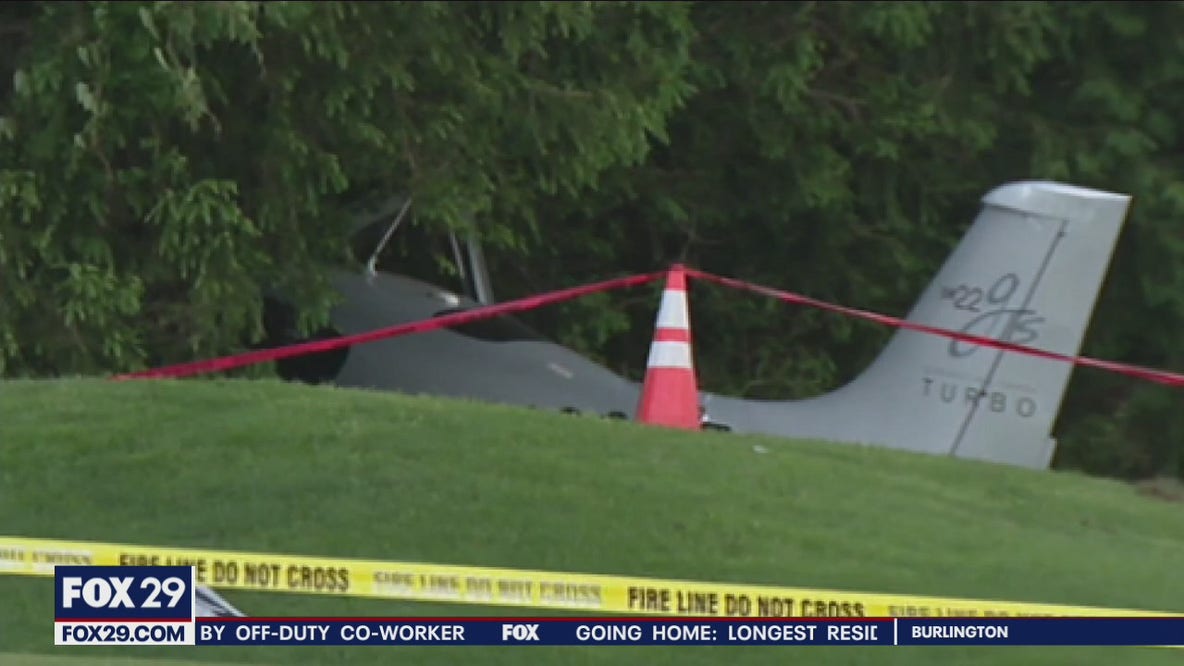 2 hurt when small plane makes emergency landing at Pennsylvania golf course