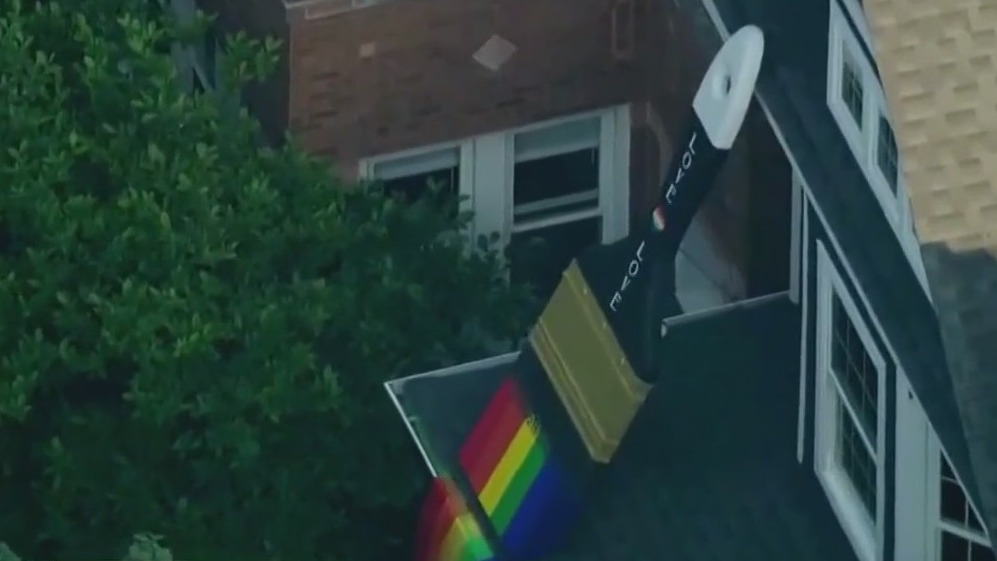 Andersonville home decked out for Pride