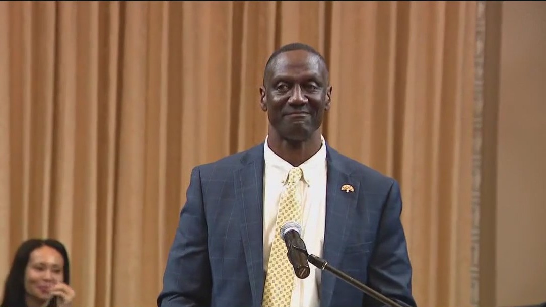 Oakland welcomes new police chief