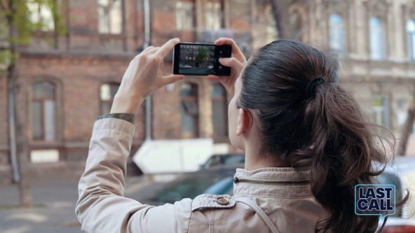 Study: Taking photos hurts your memory of the moment