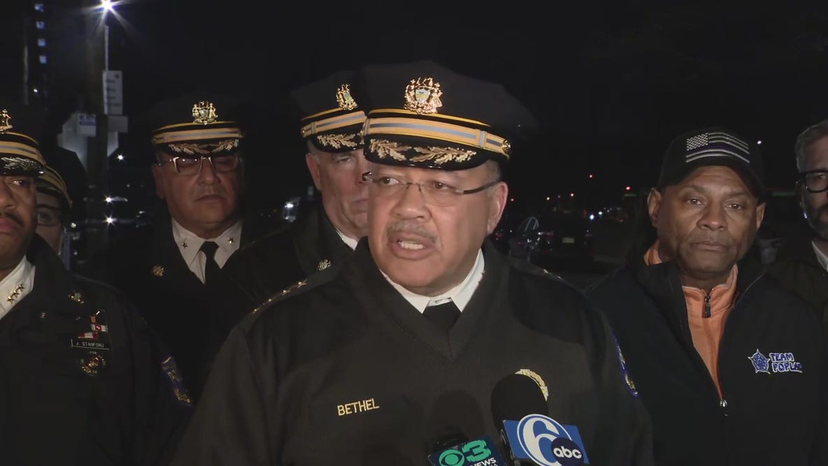 Officials give details after police injured, suspect dead in Lawncrest incident