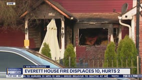 Everett house fire displaces 10, hurts 2