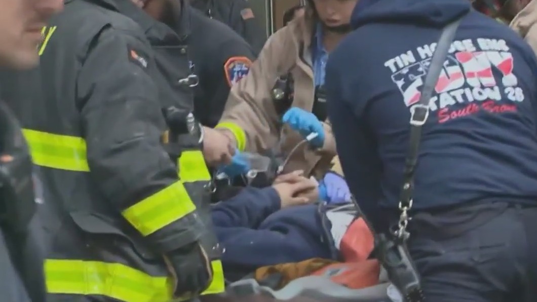 2 hospitalized after falling down elevator shaft at Bronx Target