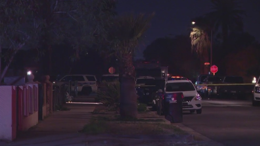 Downtown Phoenix shooting ends with man dead, 2 others injured