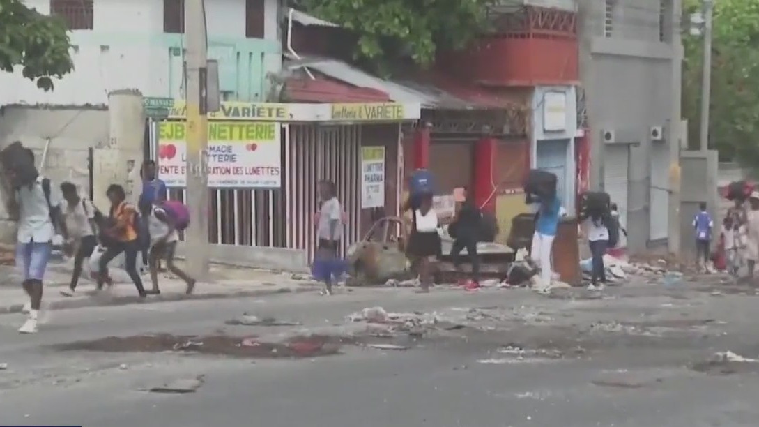Haiti unrest: Biden pressured to stabilize